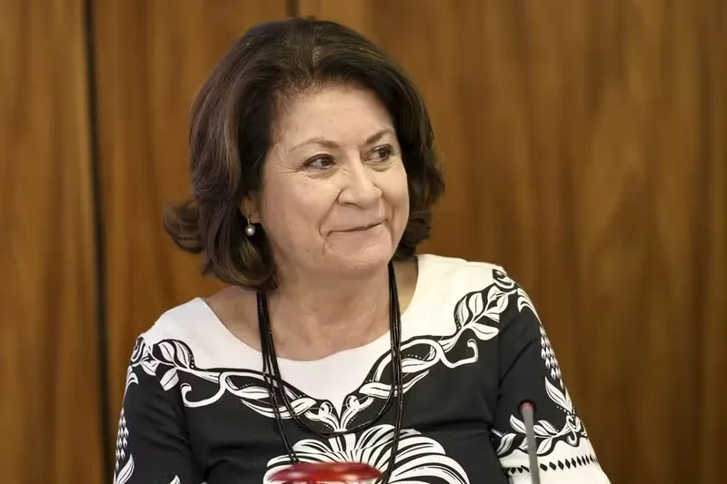Miriam Belchior reúne ministros para alinhar campanha de Lula