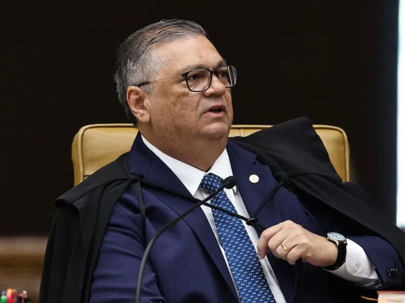 Novo pede ao STF revisão de vista de Dino em caso envolvendo Moraes