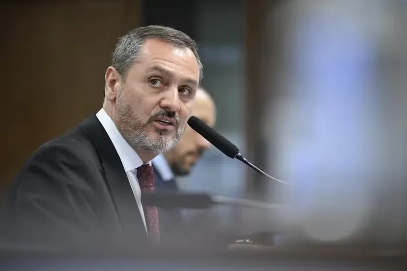 Murad assume evento da PF e declara confiança em Andrei após afastamento