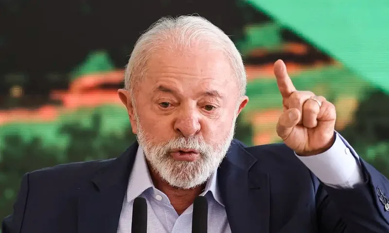 Lula sanciona fim do imposto sobre compras de até US$ 50