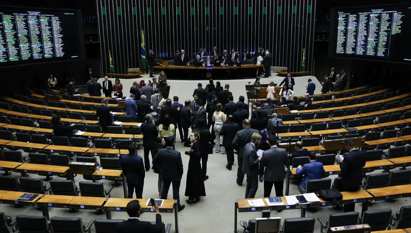 FPA mira até 55 senadores e amplia presença no Congresso em 2027