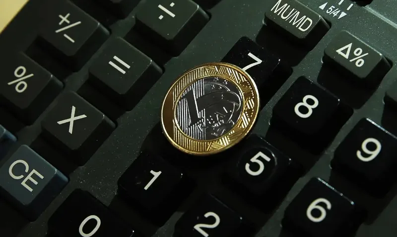 Otimismo com a economia sobe, mas avaliação do cenário atual segue negativa