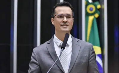 TRE-PR libera candidatura de Deltan Dallagnol ao Senado por 4 votos a 3