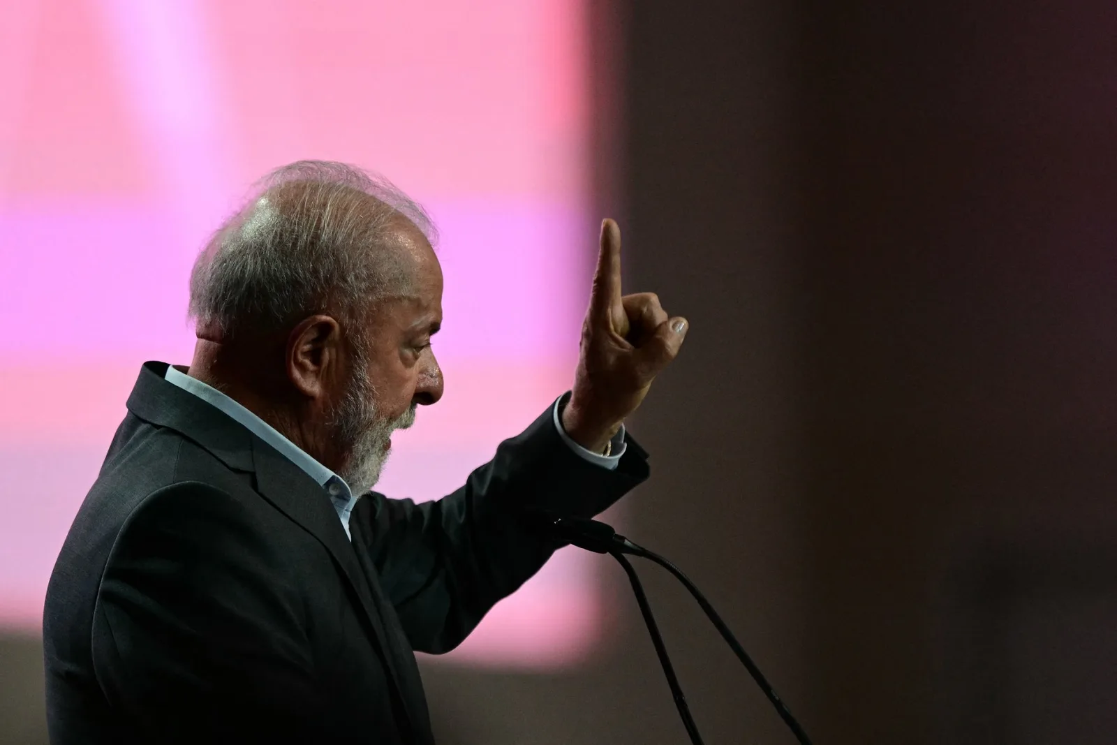 Lula cobra punição no caso Banco Master e sugere mandato no STF