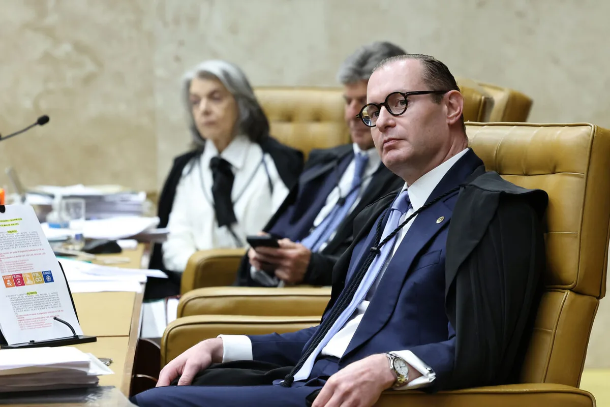 Zanin pede providências ao TRE-PR por vazamento em processo de Dallagnol