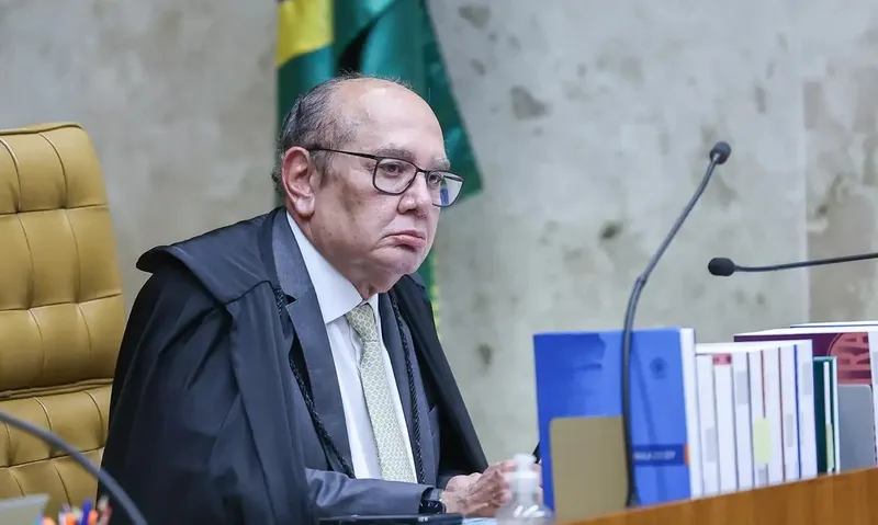 Gilmar pede lista de magistrados citados nas apurações sobre o Banco Master