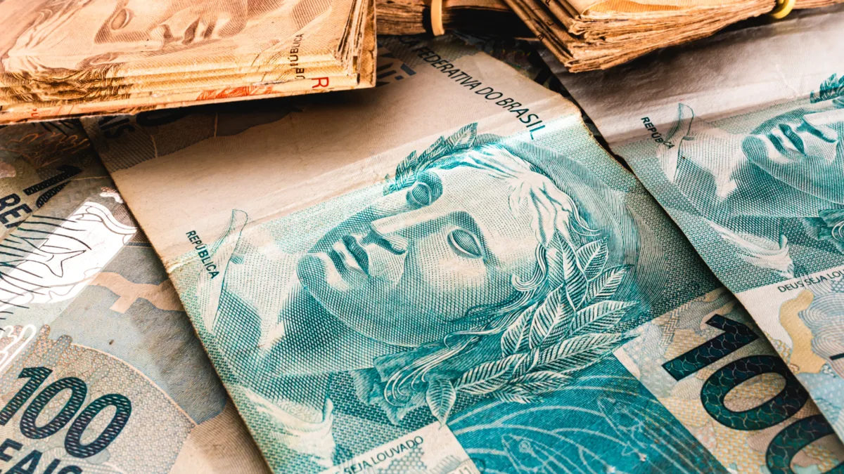 Paraná tem 210 candidatos com patrimônio declarado de R$ 1 milhão ou mais