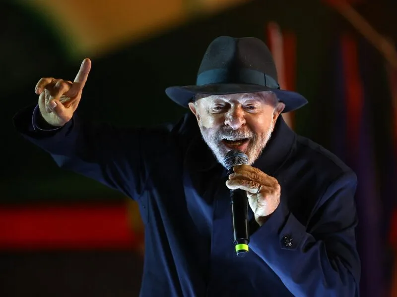 Lula promete restringir bets e atender viciados pelo SUS
