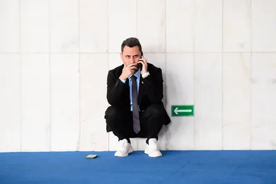 Redes sociais transformam visibilidade em capital político, diz especialista