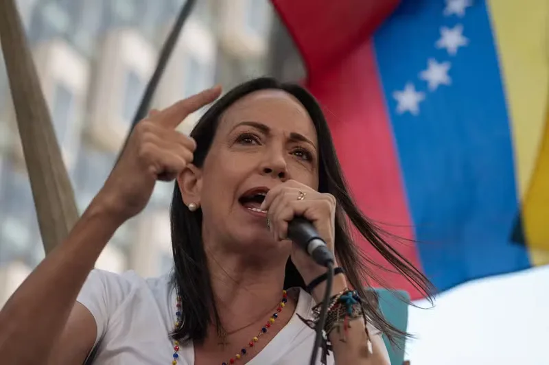 María Corina fracassa em três tentativas de retorno à Venezuela