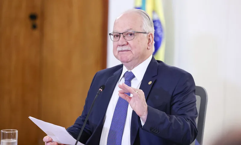 Nunes Marques defende tom cordial após sessão tensa no STF