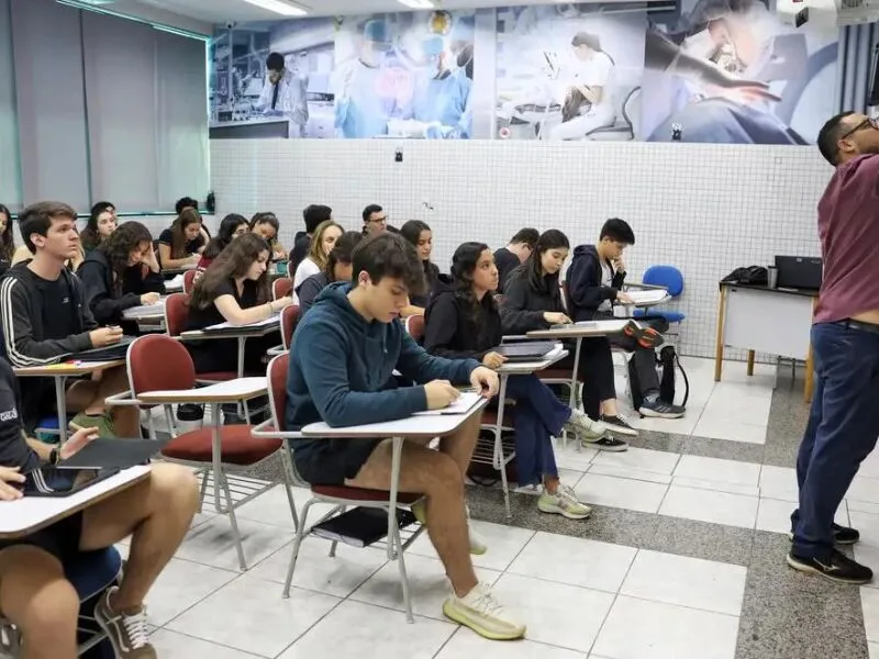 Prova Nacional Docente reúne 2.007 municípios e 23 redes estaduais em 2026