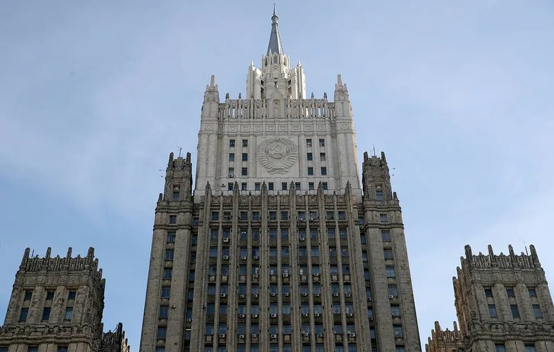 Rússia ameaça usar arsenal nuclear em caso de bloqueio a Kaliningrado