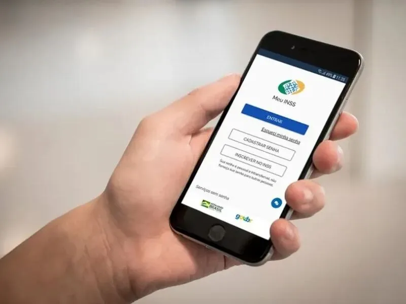 Prova de vida do INSS é automática; órgão alerta para mensagens fraudulentas