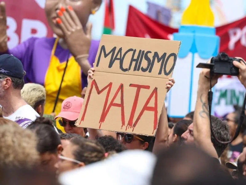 Casos de violência política contra mulheres aumentam 11 vezes, diz TSE
