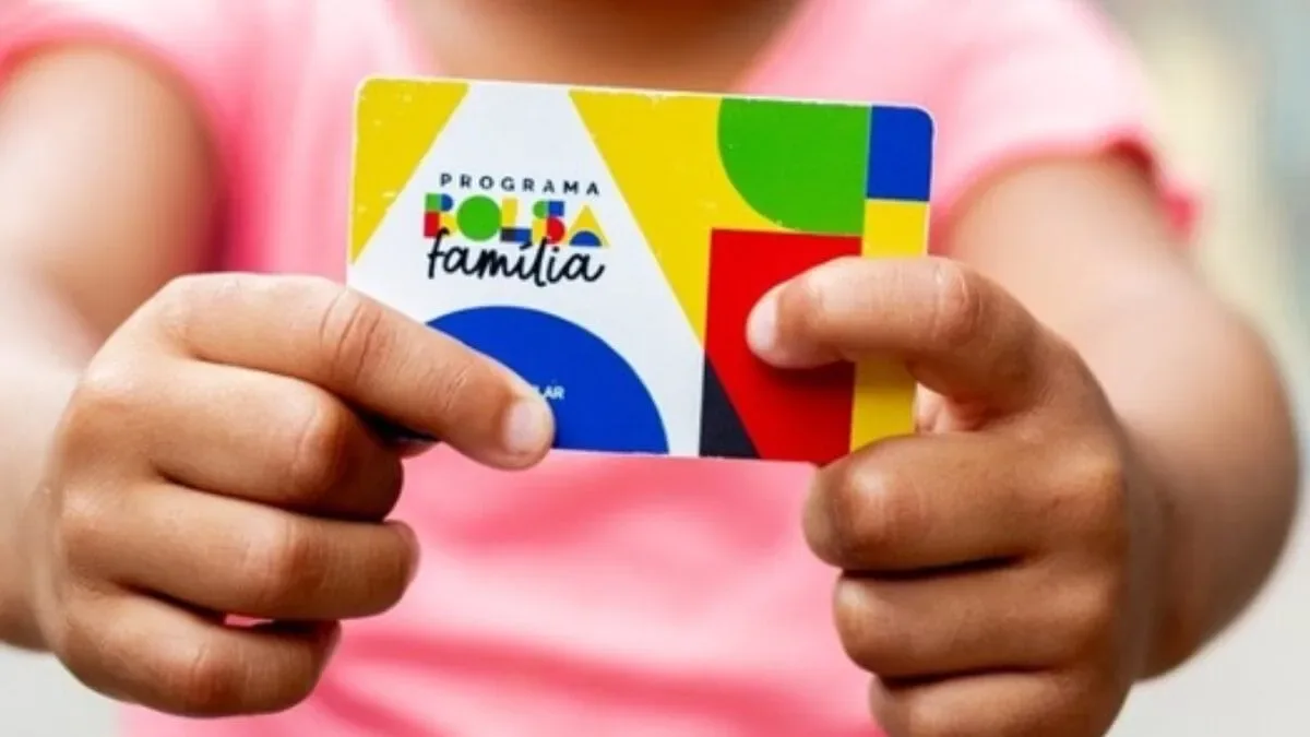 Bolsa Família terá piso de R$ 691 a partir de outubro de 2026