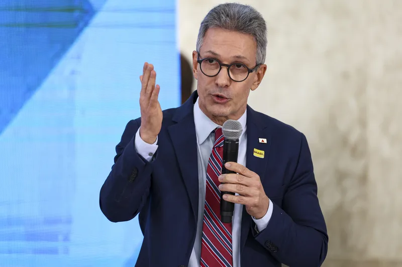 Zema rejeita cotas para mulheres e promete ampliar presença feminina no Judiciário
