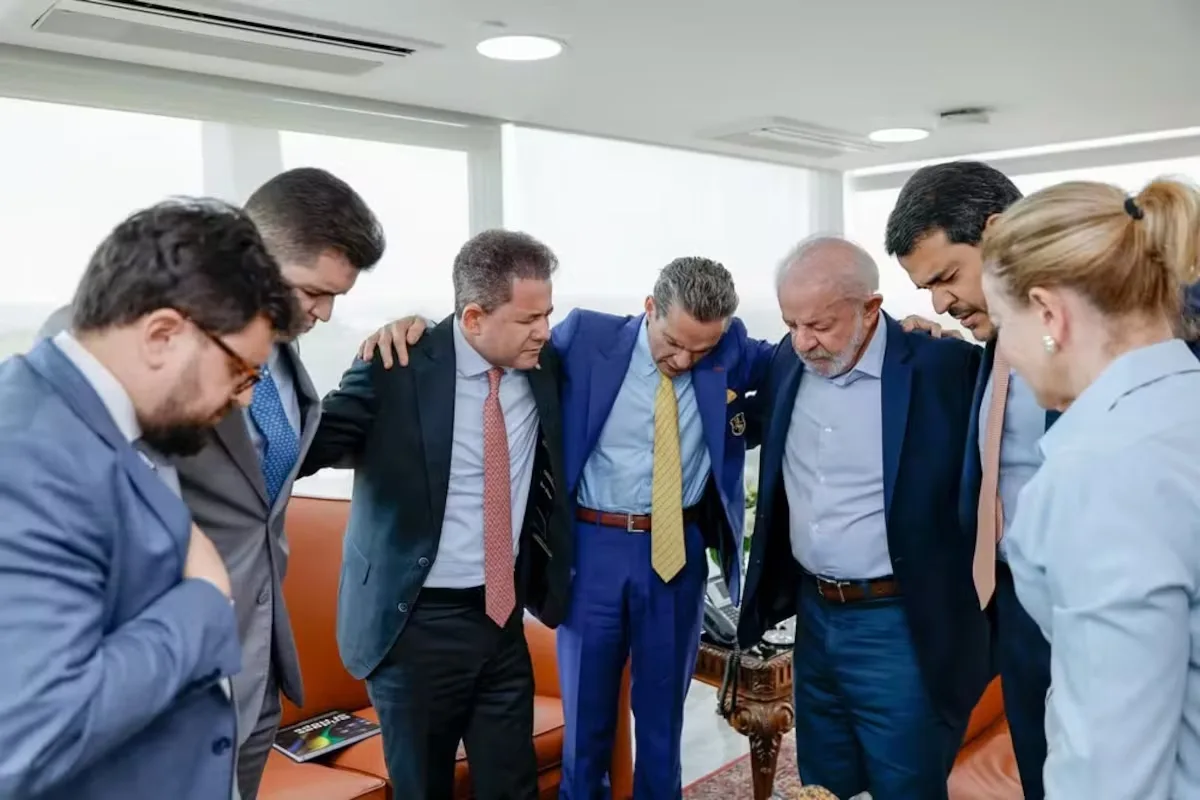 Lula mantém desvantagem entre evangélicos na reta final da eleição